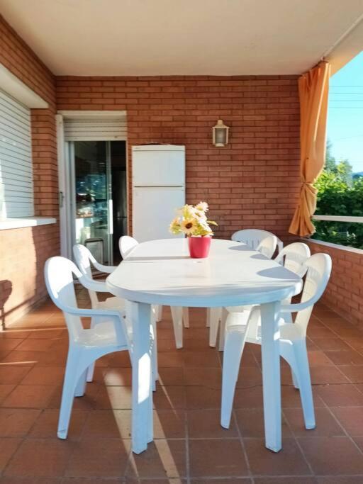 Casa Con Jardin Y Piscina Privada. Βίλα Santa Eulalia de Ronsaná Εξωτερικό φωτογραφία